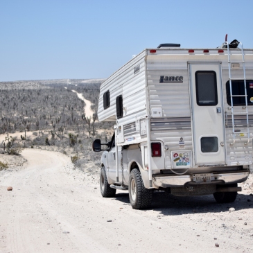 Ohlavan, truckcamper, truck, camper, Ford, F250, Lance camper, adventure, for sale, se vende